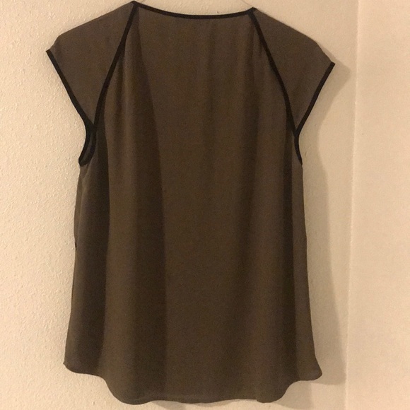 Olive Green Zip-Up Blouse - Picture 2 of 3